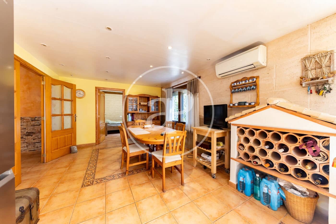 6 bedroom Villa for sale in Palmanova with pool garage - € 1,590,000 (Ref: 10124461)