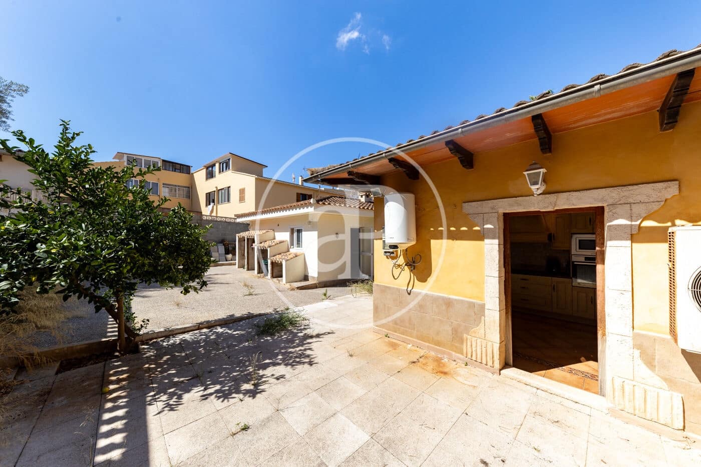 6 bedroom Villa for sale in Palmanova with pool garage - € 1,590,000 (Ref: 10124461)