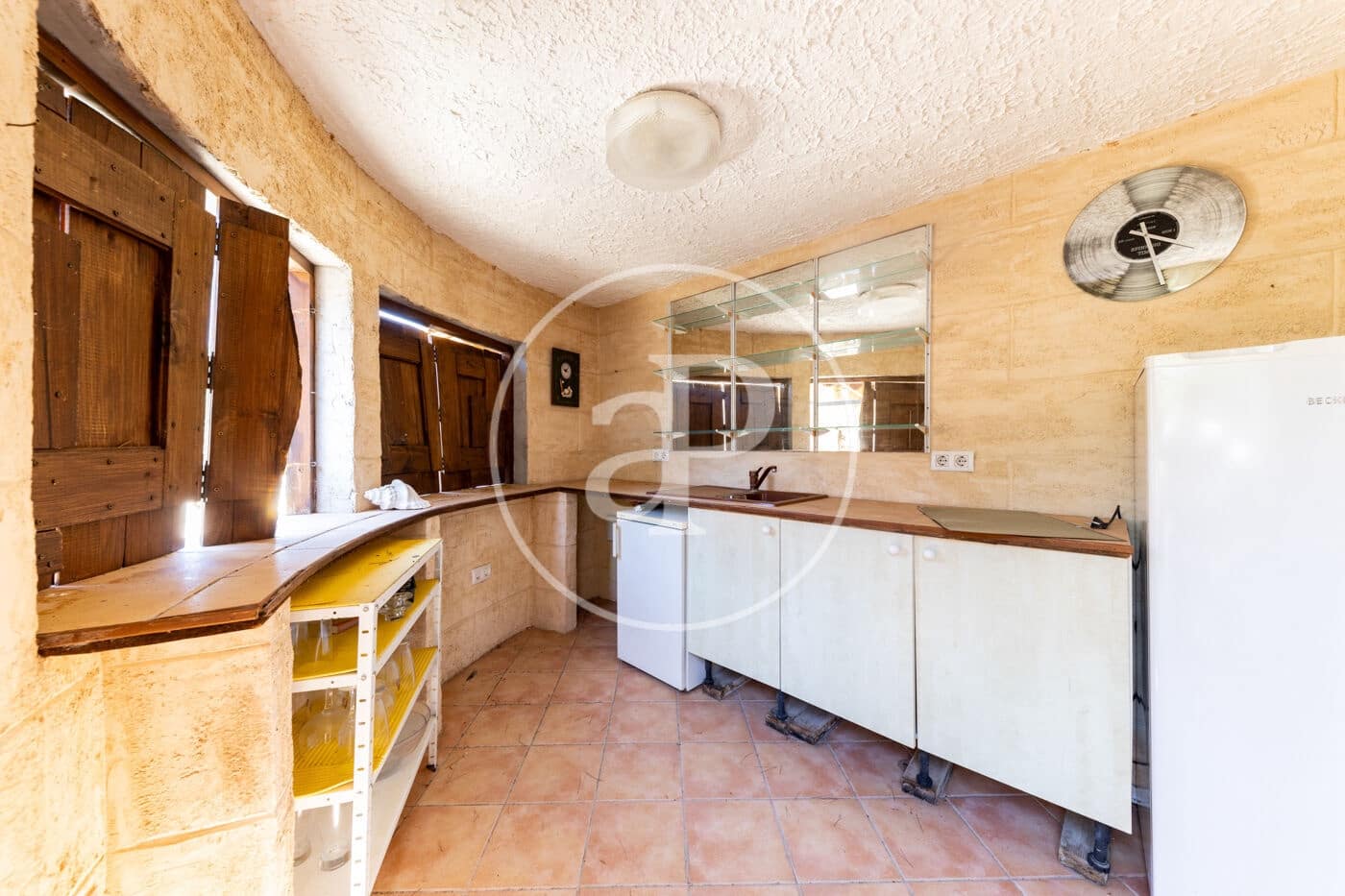 6 bedroom Villa for sale in Palmanova with pool garage - € 1,590,000 (Ref: 10124461)