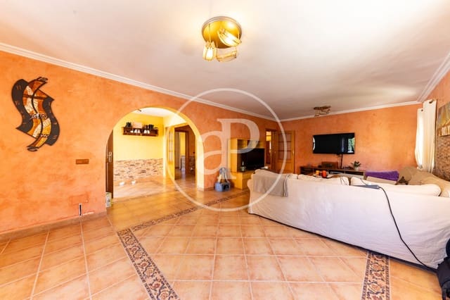 6 Zimmer Villa zu verkaufen in Palmanova, Calvià mit Pool Garage - 1.590.000 € (Ref: 10124461)