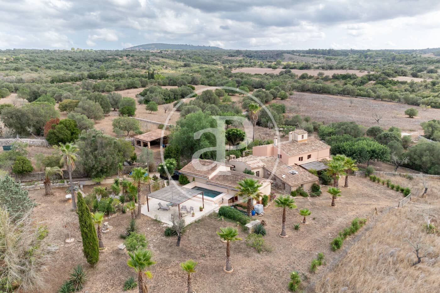 5 chambre Finca/Maison de Campagne à vendre à Manacor avec piscine garage - 990 000 € (Ref: 10142426)