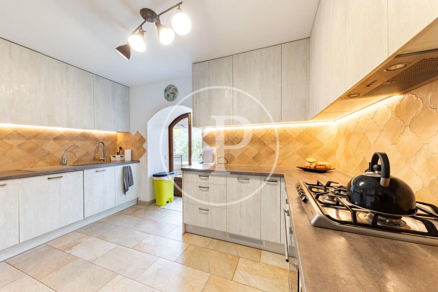 5 chambre Finca/Maison de Campagne à vendre à Manacor avec piscine garage - 990 000 € (Ref: 10142426)