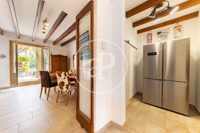 5 chambre Finca/Maison de Campagne à vendre à Manacor avec piscine garage - 990 000 € (Ref: 10142426)