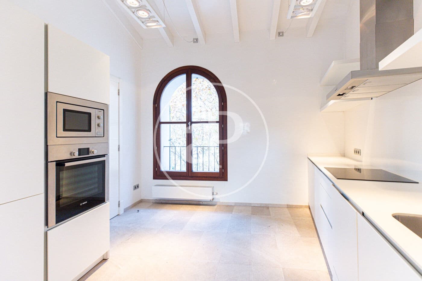 Appartement de 2 chambres à louer à Palma de Mallorca - 2 600 € (Ref: 10147045)