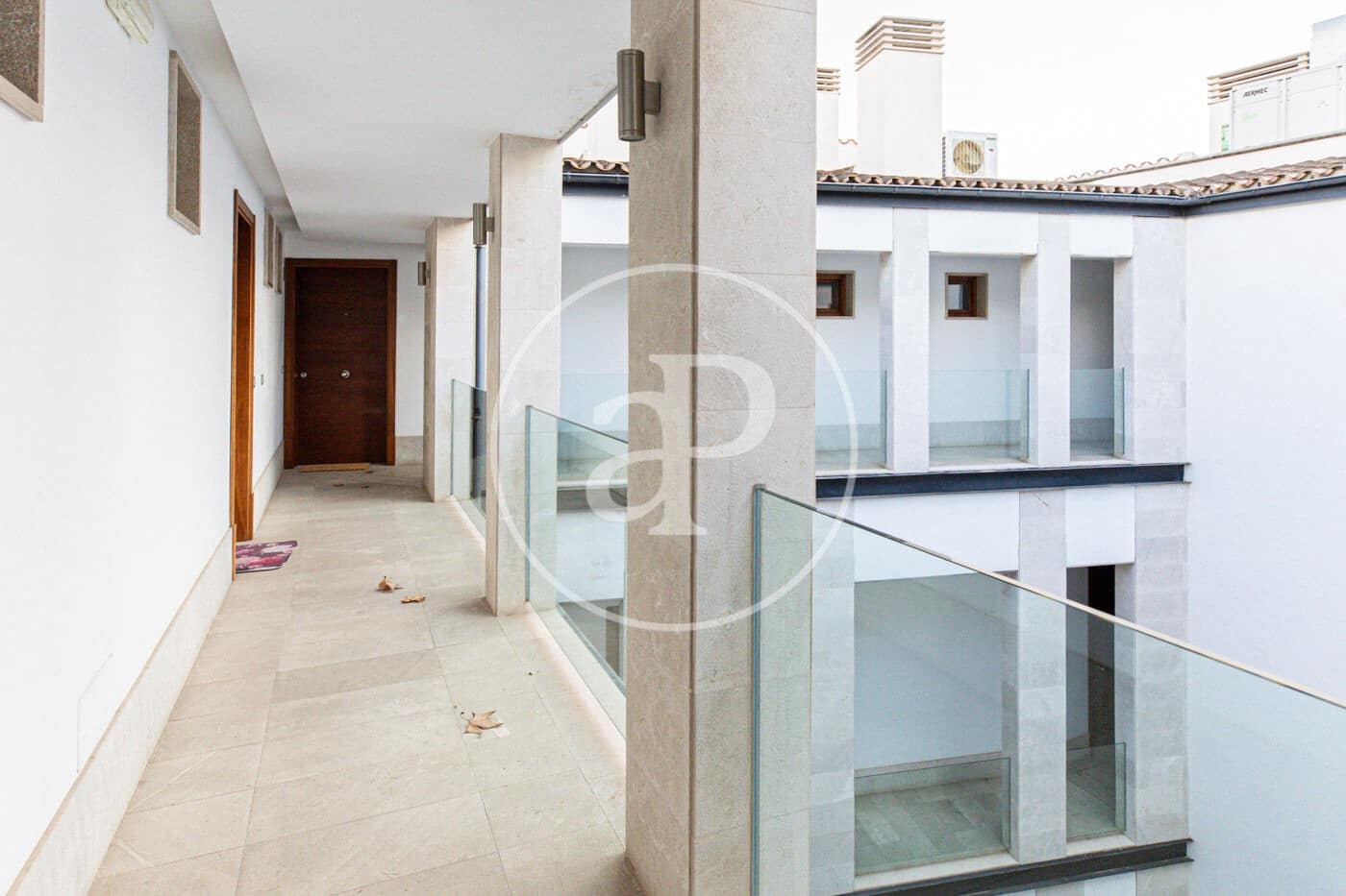Appartement de 2 chambres à louer à Palma de Mallorca - 2 600 € (Ref: 10147045)