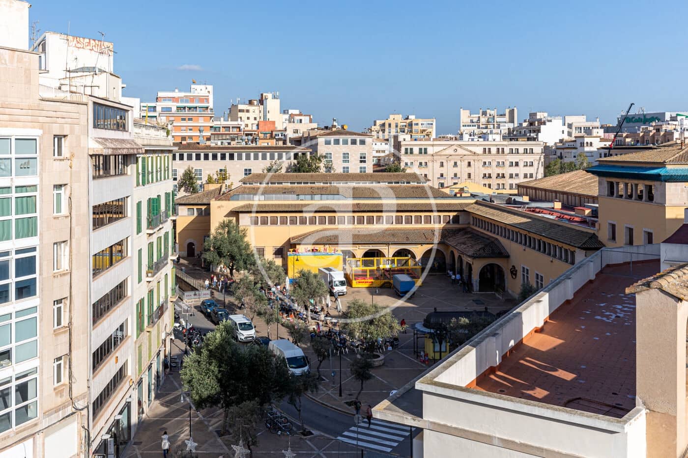 3 sovrum Takvåning att hyra i Palma de Mallorca - 3 300 € (Ref: 10147046)