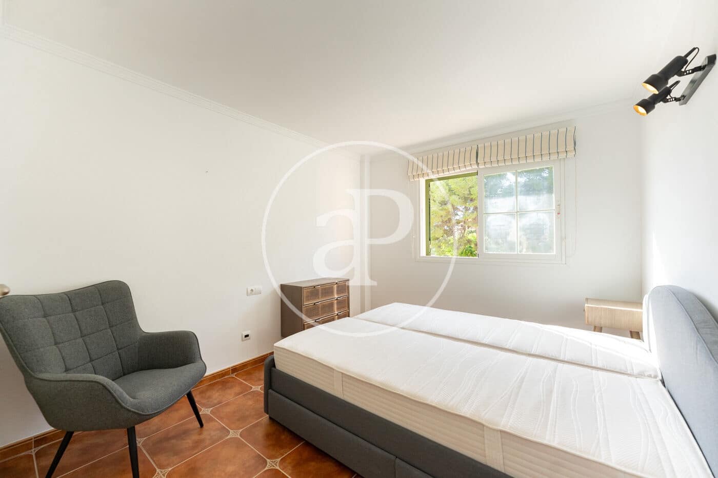 Appartement de 2 chambres à louer à Puig de Ros avec piscine - 1 600 € (Ref: 10155247)