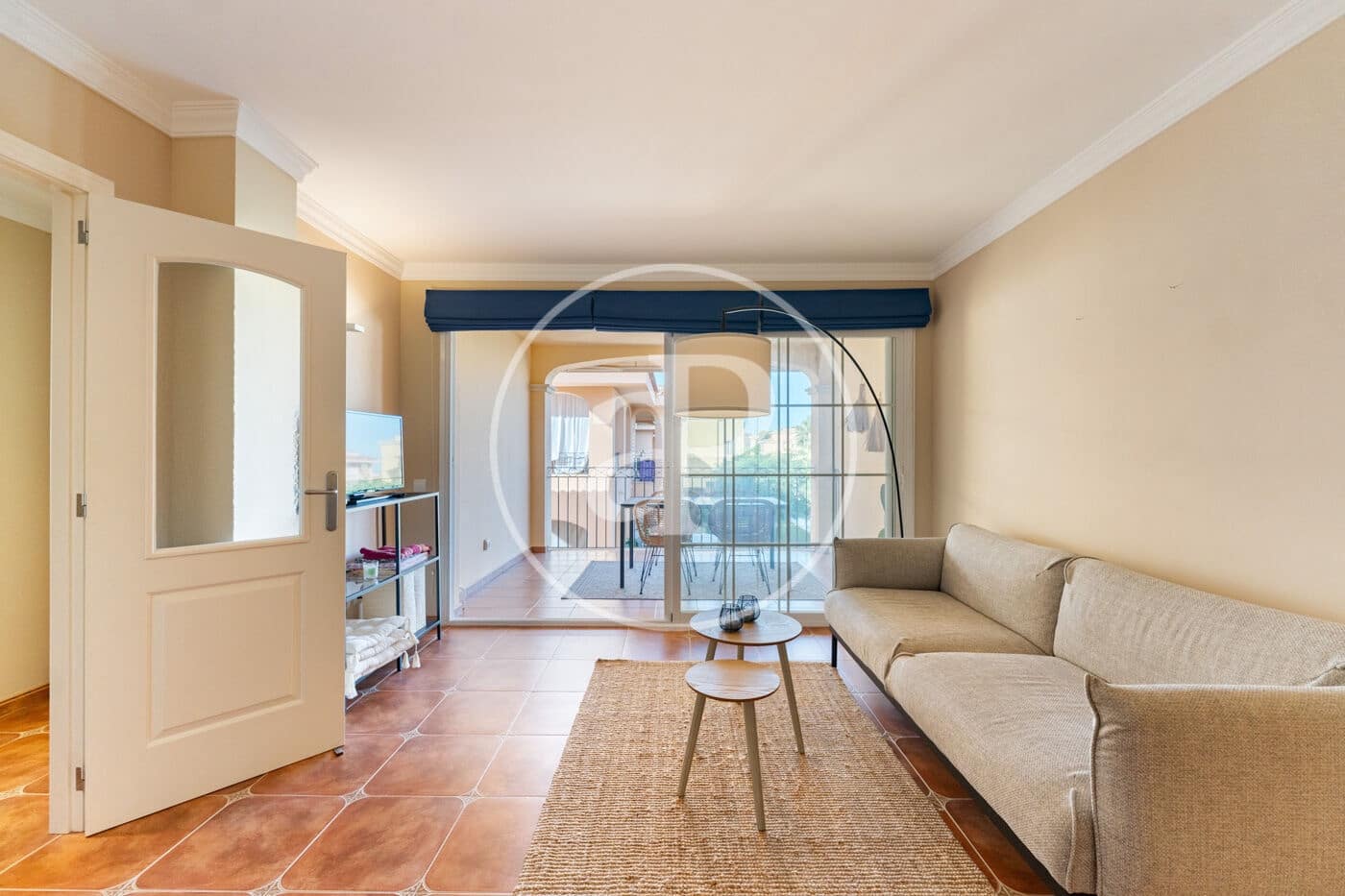 Appartement de 2 chambres à louer à Puig de Ros avec piscine - 1 600 € (Ref: 10155247)