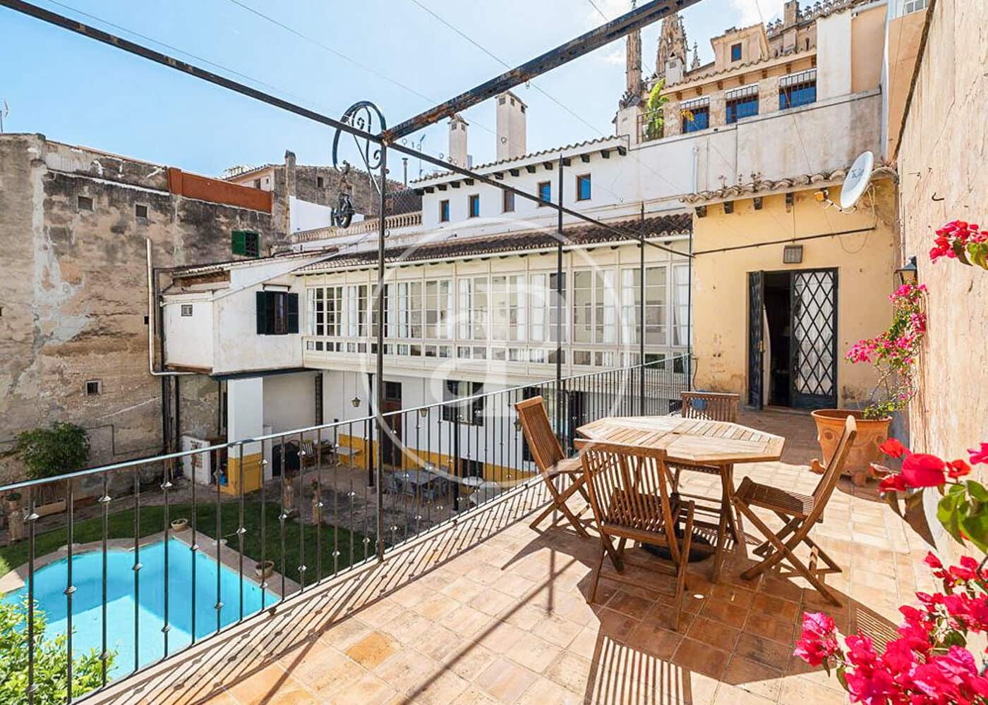 Chalet de 7 habitaciones en Palma de Mallorca en venta con piscina garaje - 10.500.000 € (Ref: 10155248)