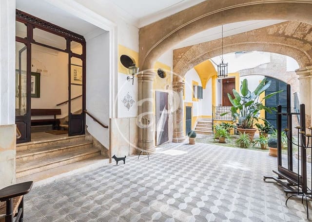 Chalet de 7 habitaciones en La Seu, Palma de Mallorca en venta con piscina garaje - 10.500.000 € (Ref: 10155248)