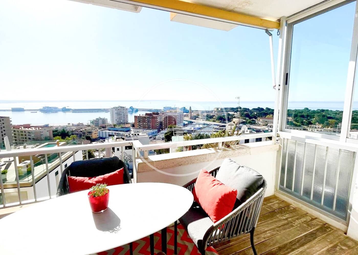 2 bedroom Apartment for rent in Palma de Mallorca with pool garage - € 2,100 (Ref: 10159569)