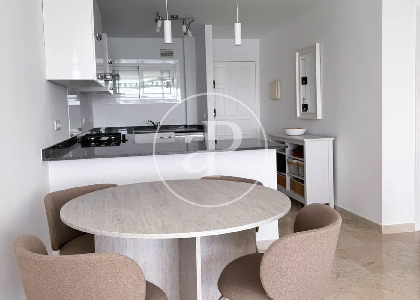 Apartamento de 2 habitaciones en El Toro / Port Adriano en alquiler - 2.000 € (Ref: 10161490)