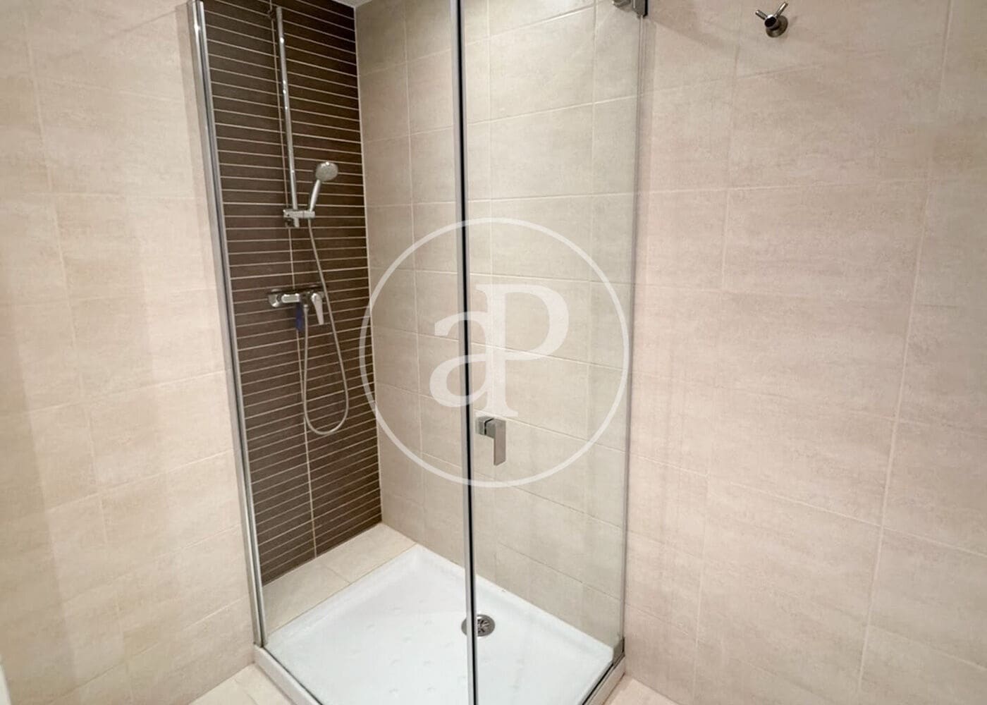 Apartamento de 2 habitaciones en El Toro / Port Adriano en alquiler - 2.000 € (Ref: 10161490)