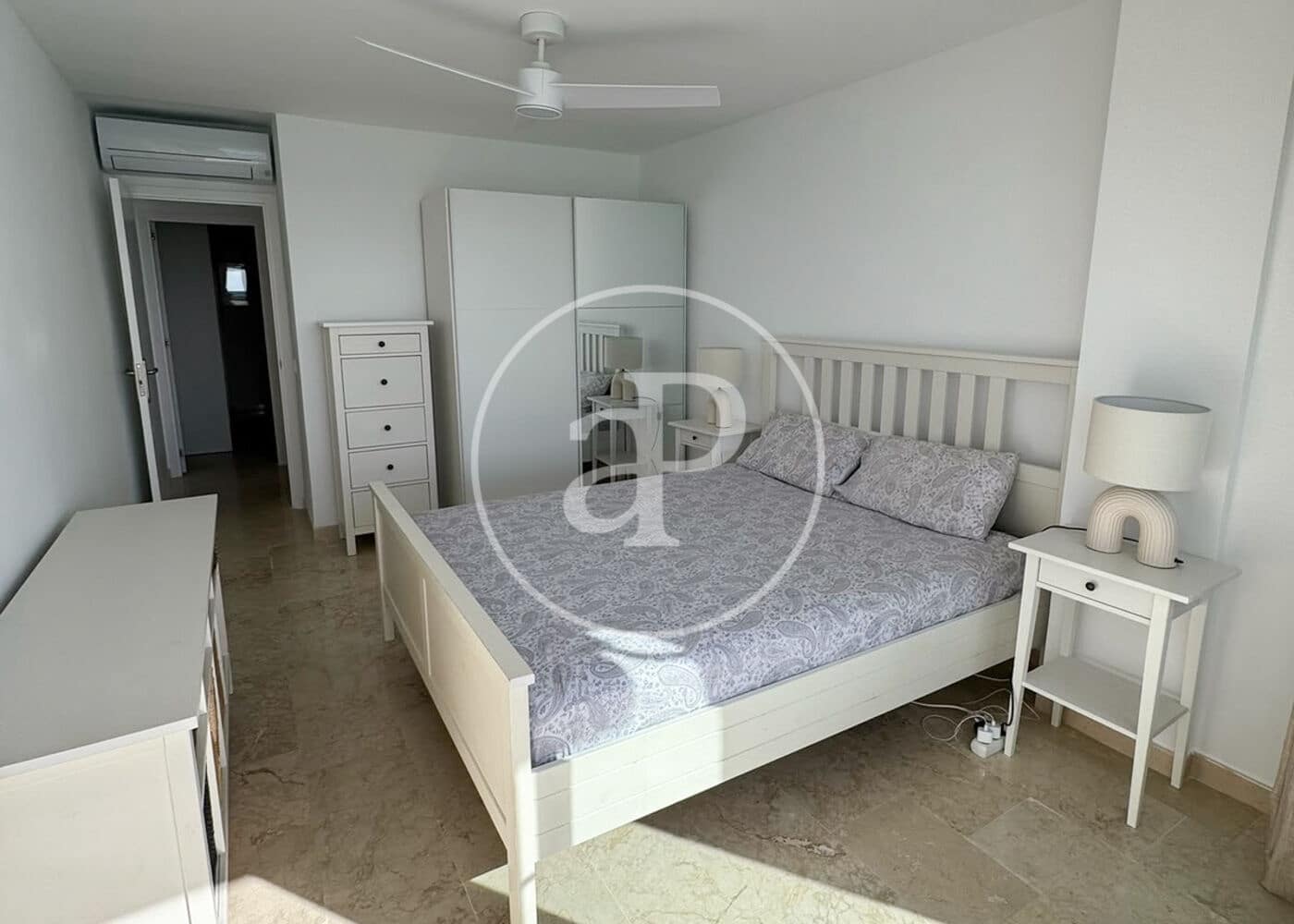 Apartamento de 2 habitaciones en El Toro / Port Adriano en alquiler - 2.000 € (Ref: 10161490)