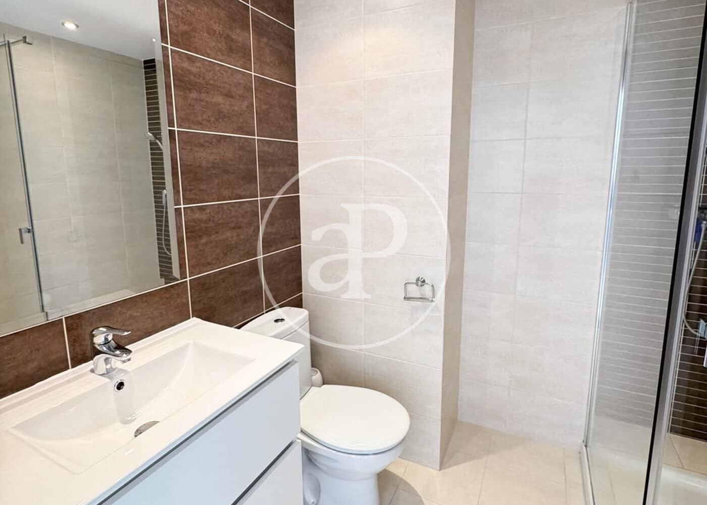 Apartamento de 2 habitaciones en El Toro / Port Adriano en alquiler - 2.000 € (Ref: 10161490)