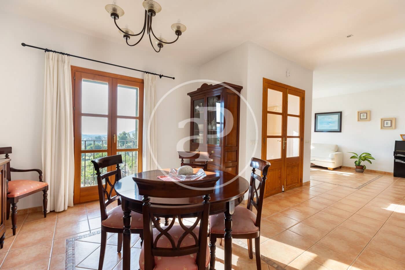4 bedroom Villa for sale in Binissalem with pool garage - € 975,000 (Ref: 10171507)