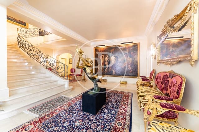 11 bedroom Villa for sale in Genova, Palma de Mallorca with pool garage - € 12,900,000 (Ref: 10173818)