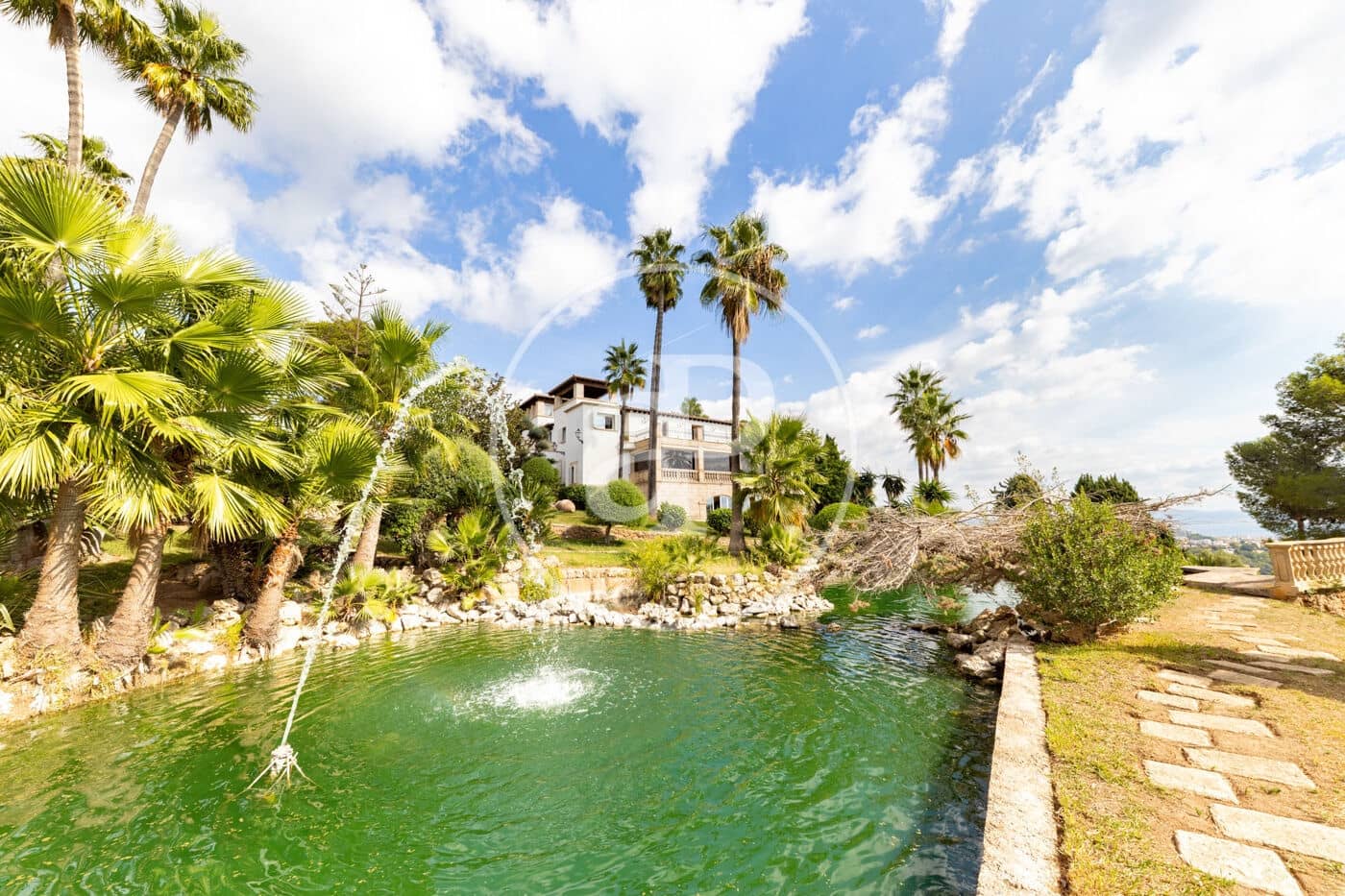 11 bedroom Villa for sale in Genova with pool garage - € 12,900,000 (Ref: 10173818)