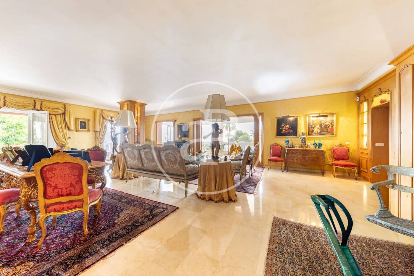 11 bedroom Villa for sale in Genova with pool garage - € 12,900,000 (Ref: 10173818)