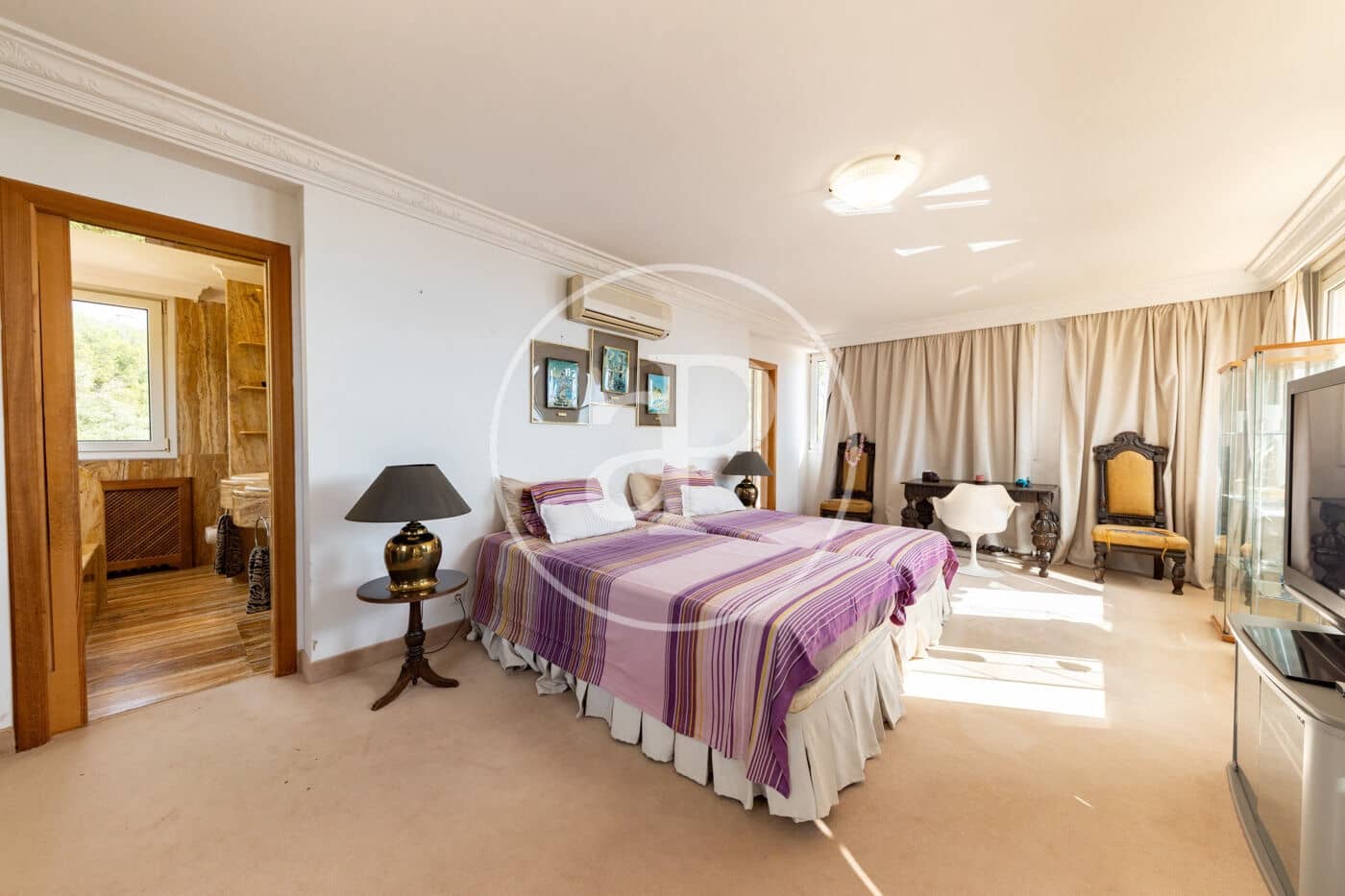 11 bedroom Villa for sale in Genova with pool garage - € 12,900,000 (Ref: 10173818)