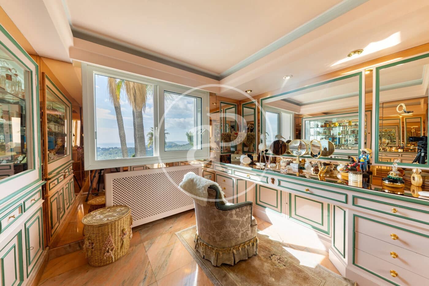 11 bedroom Villa for sale in Genova with pool garage - € 12,900,000 (Ref: 10173818)