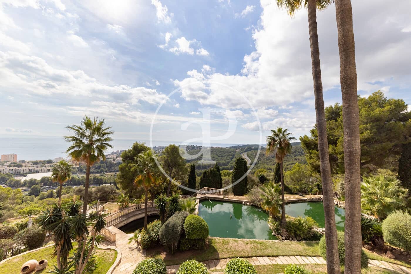 11 bedroom Villa for sale in Genova with pool garage - € 12,900,000 (Ref: 10173818)