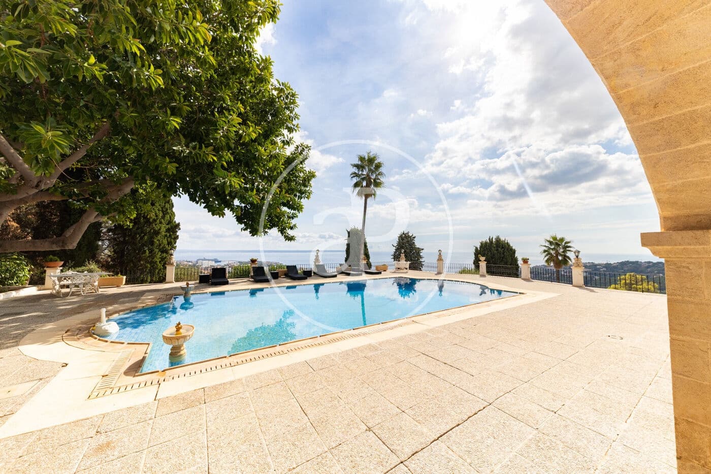 11 bedroom Villa for sale in Genova with pool garage - € 12,900,000 (Ref: 10173818)