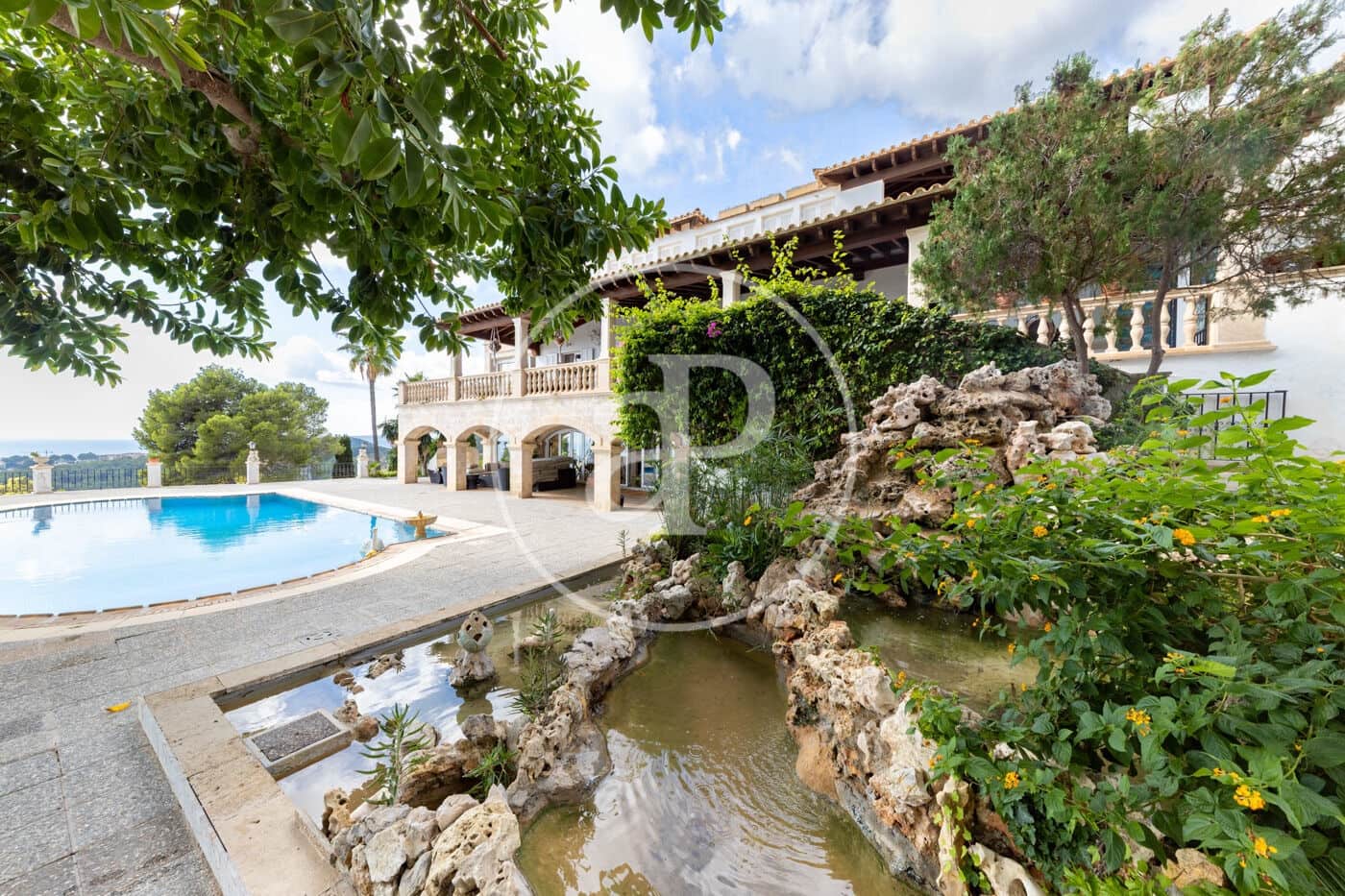 11 bedroom Villa for sale in Genova with pool garage - € 12,900,000 (Ref: 10173818)