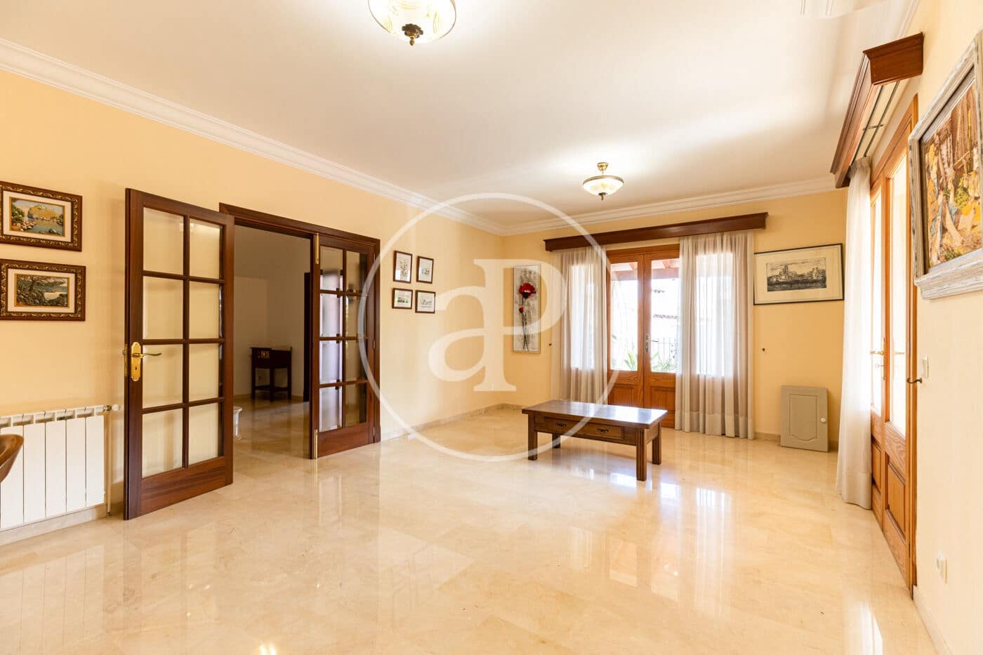 4 soverom Villa til salgs i Lloseta med garasje - € 800 000 (Ref: 10173819)