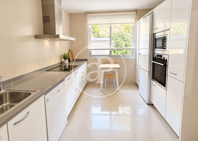 4 soverom Villa til salgs i Cala Vinyes / Cala Vinyas / Cala Viñas, Calvià med svømmebasseng garasje - € 1 095 000 (Ref: 10180538)