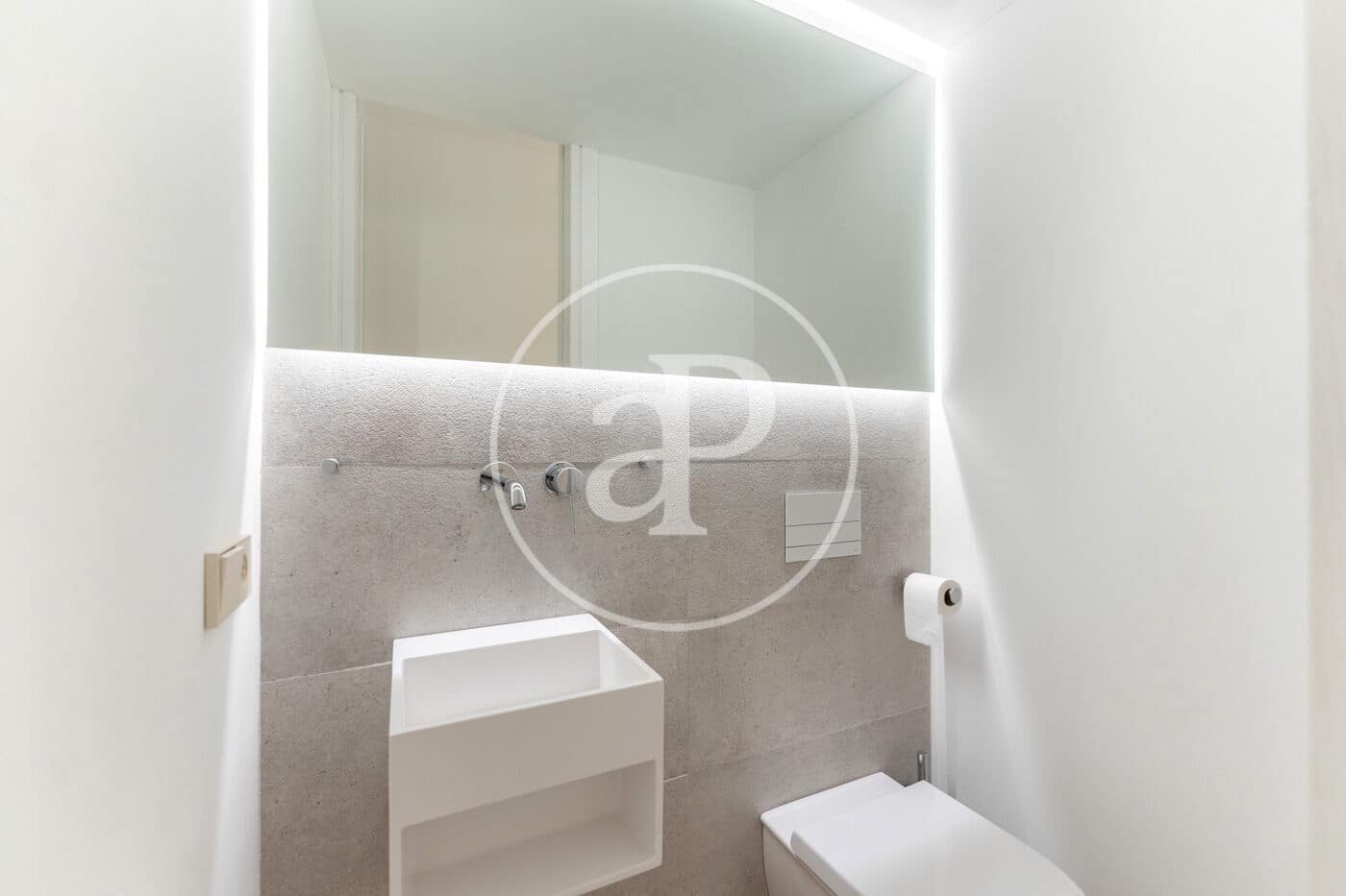 1 bedroom Apartment for sale in Palma de Mallorca - € 790,000 (Ref: 8718847)