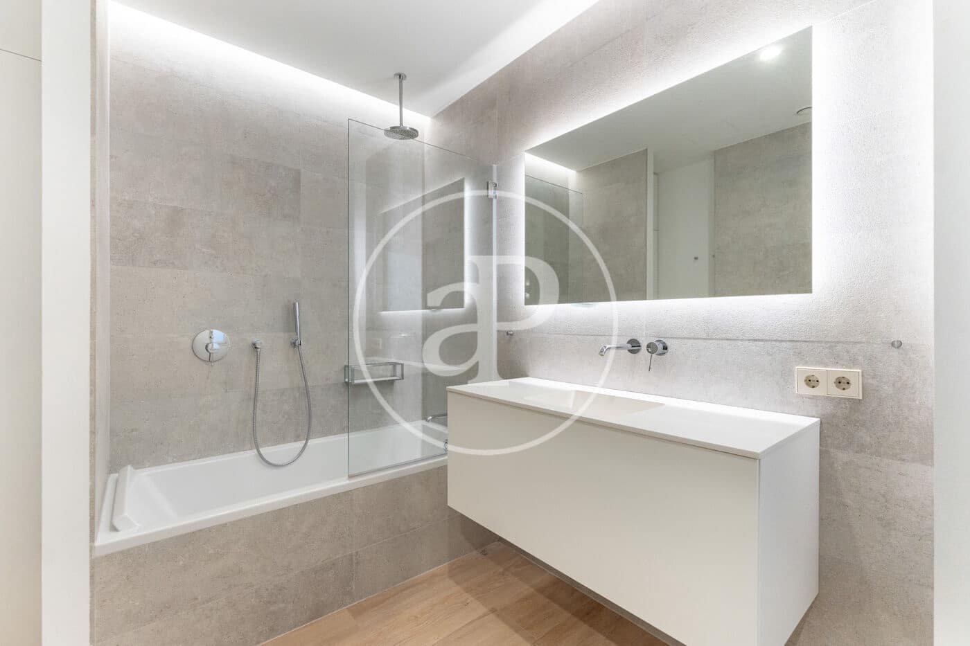 1 bedroom Apartment for sale in Palma de Mallorca - € 790,000 (Ref: 8718847)