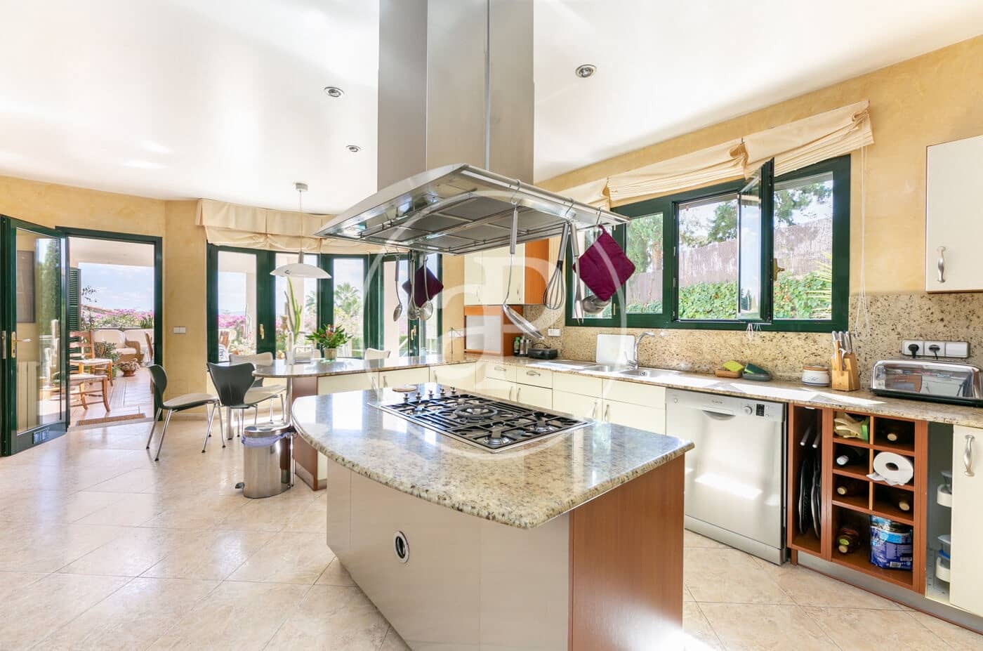 4 soveværelse Villa til salg i Palma de Mallorca med swimmingpool - € 1.950.000 (Ref: 8718860)