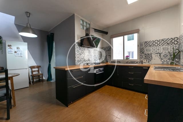 Chalet de 4 habitaciones en Son Cotoner, Palma de Mallorca en venta con piscina - 850.000 € (Ref: 8718881)