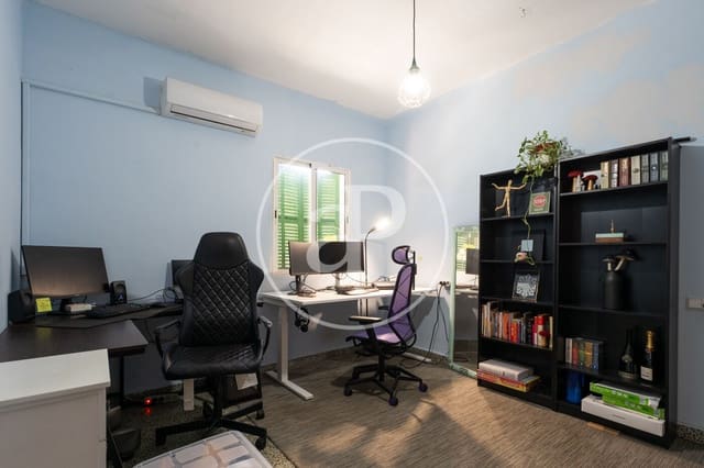 Chalet de 4 habitaciones en Son Cotoner, Palma de Mallorca en venta con piscina - 850.000 € (Ref: 8718881)