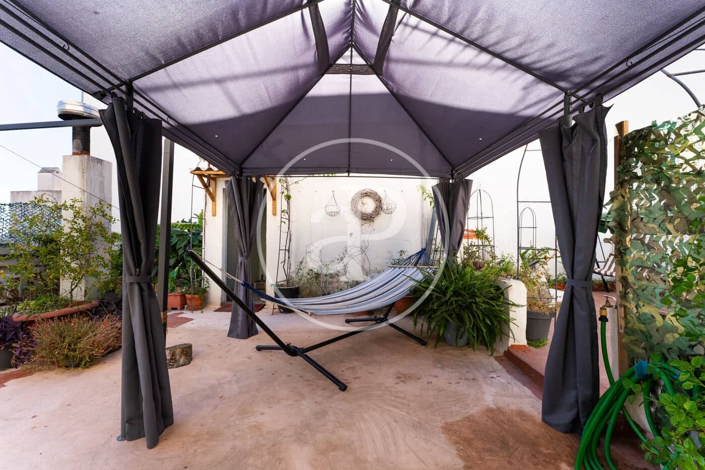 4 soveværelse Villa til salg i Palma de Mallorca med swimmingpool - € 850.000 (Ref: 8718881)