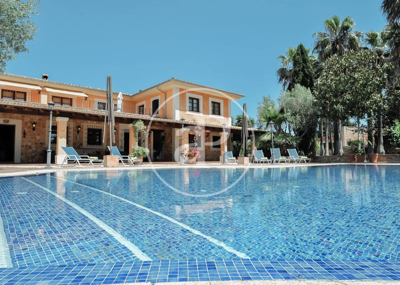 8 soveværelse Villa til salg i Binissalem med swimmingpool - € 2.500.000 (Ref: 8718882)