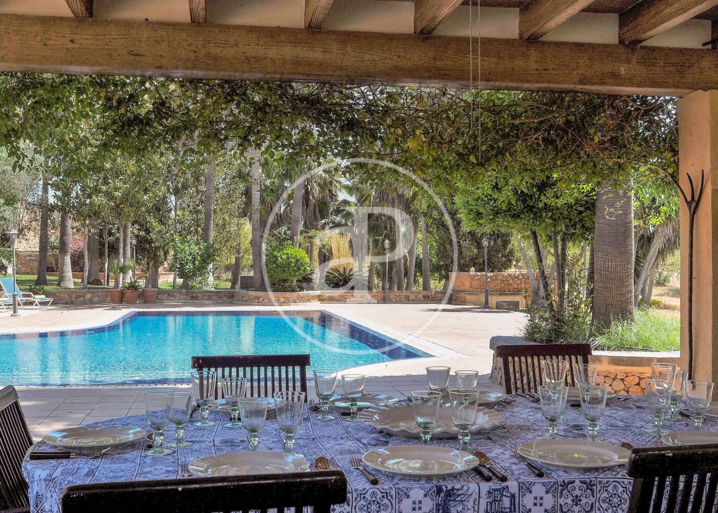 8 soveværelse Villa til salg i Binissalem med swimmingpool - € 2.500.000 (Ref: 8718882)