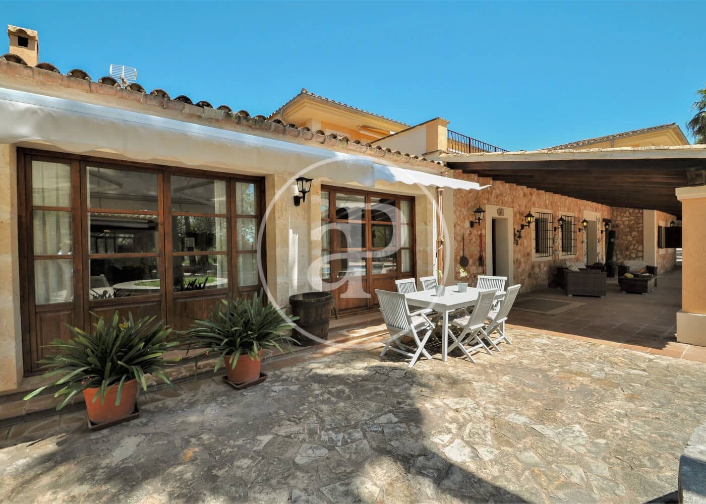 8 soveværelse Villa til salg i Binissalem med swimmingpool - € 2.500.000 (Ref: 8718882)