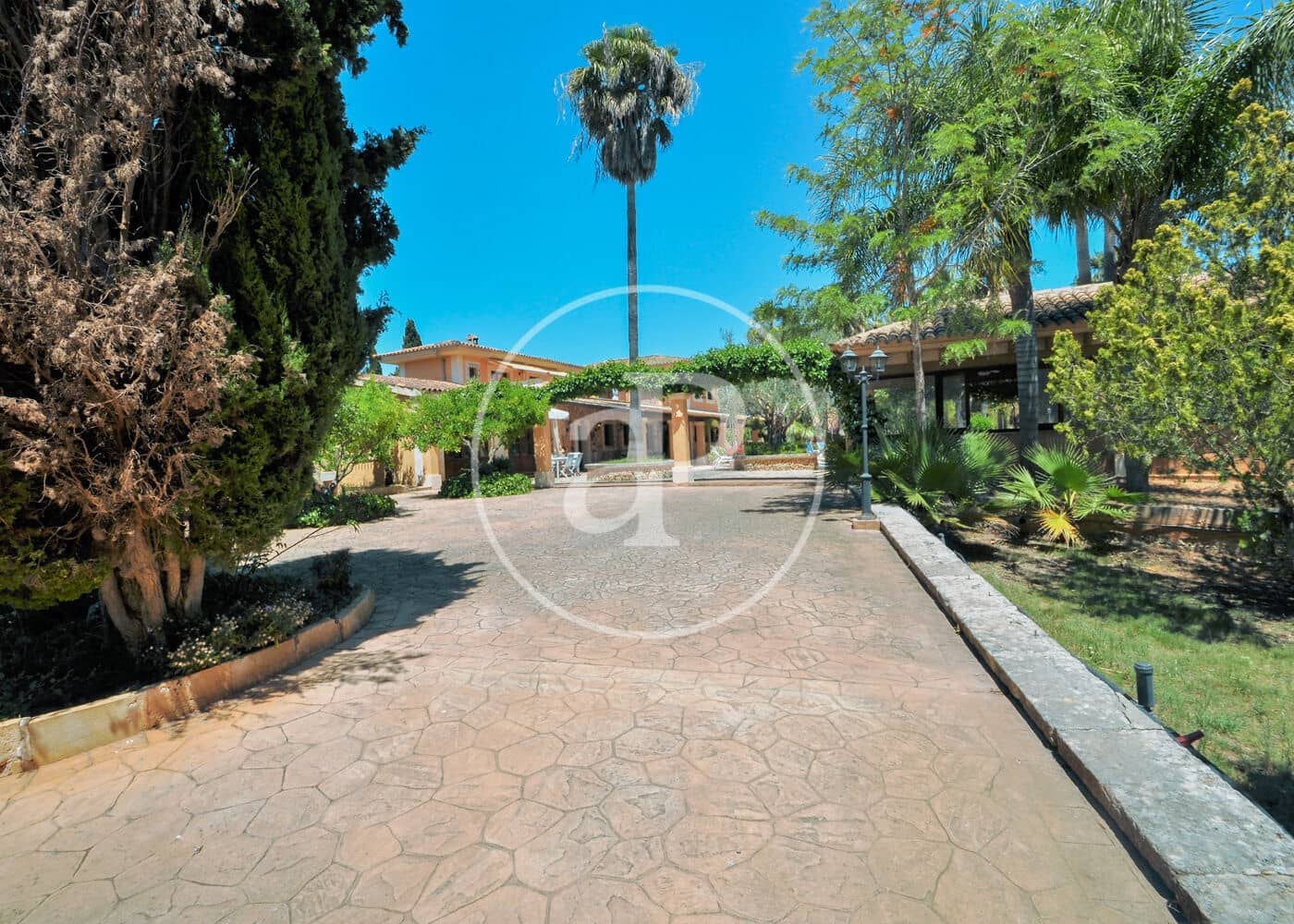8 soveværelse Villa til salg i Binissalem med swimmingpool - € 2.500.000 (Ref: 8718882)