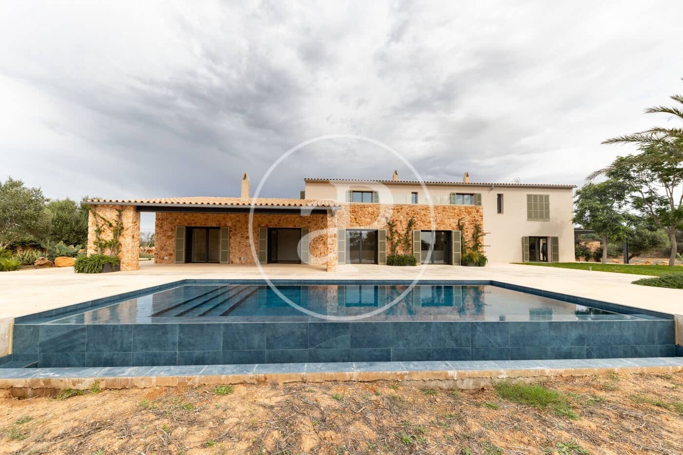 4 soveværelse Villa til salg i Llucmajor med swimmingpool - € 3.950.000 (Ref: 8718901)
