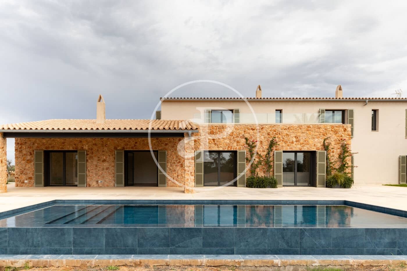 4 soveværelse Villa til salg i Llucmajor med swimmingpool - € 3.950.000 (Ref: 8718901)