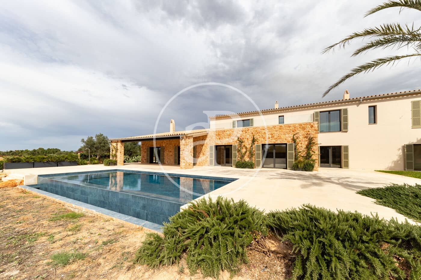 4 soveværelse Villa til salg i Llucmajor med swimmingpool - € 3.950.000 (Ref: 8718901)