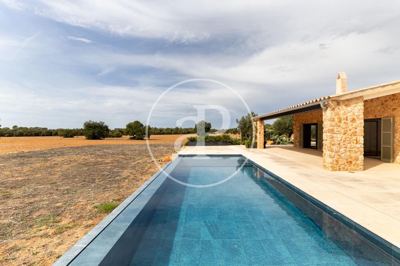 4 soveværelse Villa til salg i Llucmajor med swimmingpool - € 3.950.000 (Ref: 8718901)