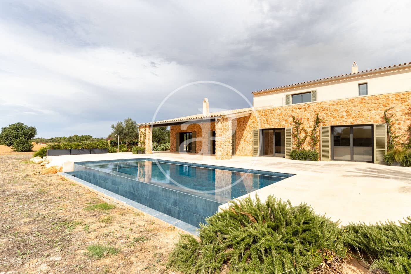4 soveværelse Villa til salg i Llucmajor med swimmingpool - € 3.950.000 (Ref: 8718901)