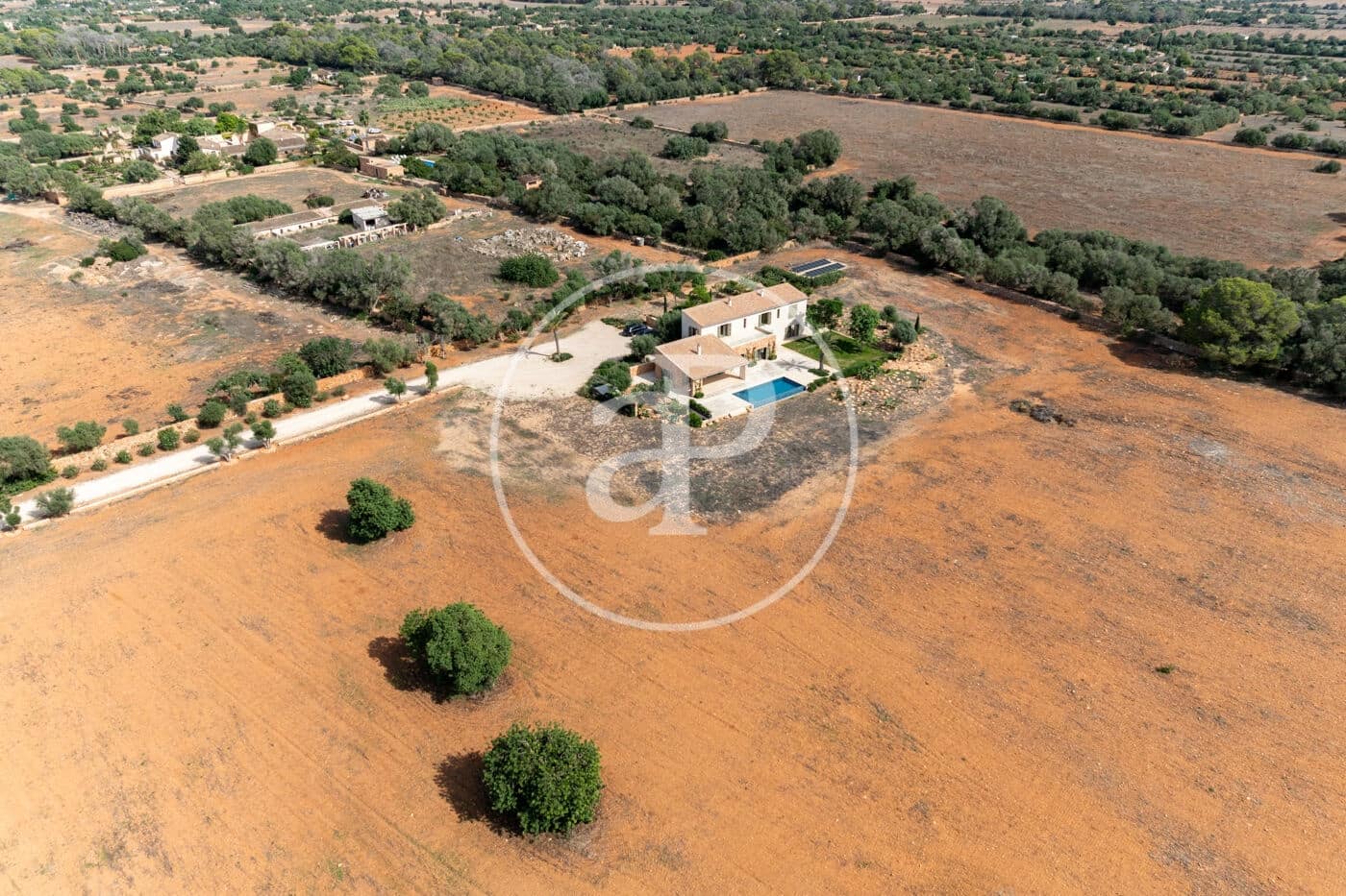 4 soveværelse Villa til salg i Llucmajor med swimmingpool - € 3.950.000 (Ref: 8718901)