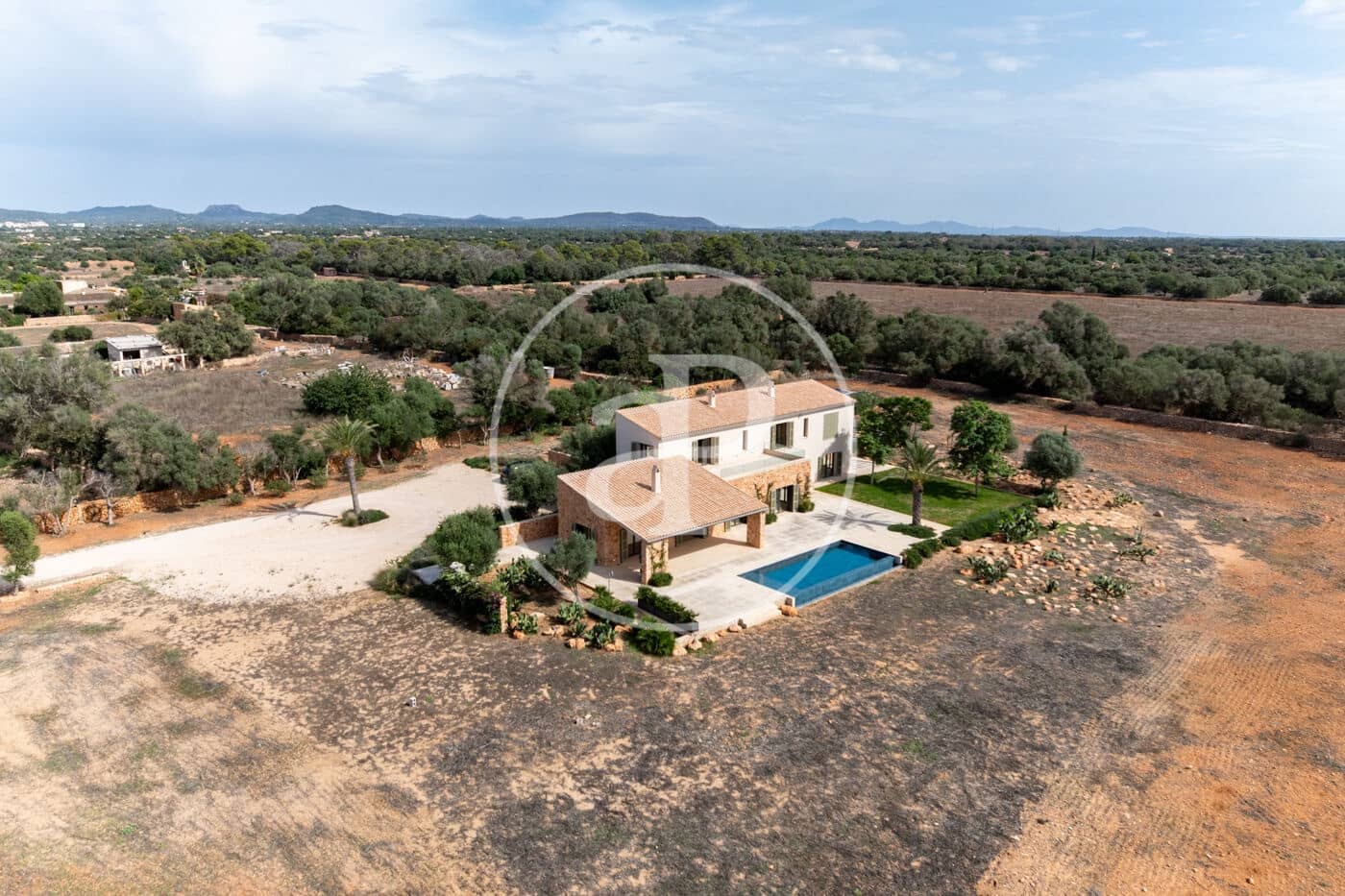 4 soveværelse Villa til salg i Llucmajor med swimmingpool - € 3.950.000 (Ref: 8718901)