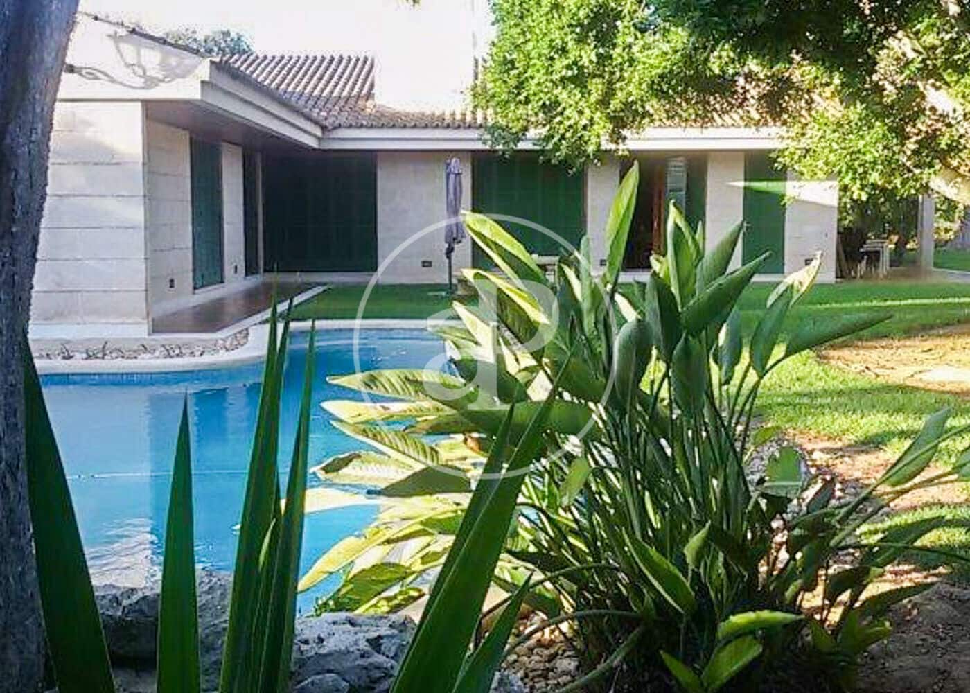 14 soverom Villa til salgs i Llucmajor med svømmebasseng - € 11 650 000 (Ref: 8718923)