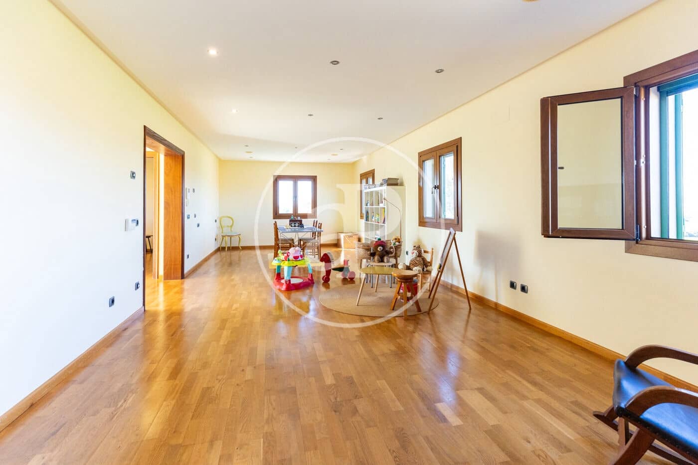 5 soveværelse Villa til salg i Sant Jordi med swimmingpool - € 1.290.000 (Ref: 8718927)