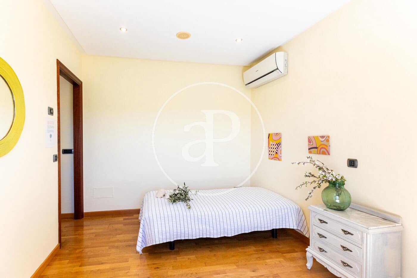 5 soveværelse Villa til salg i Sant Jordi med swimmingpool - € 1.290.000 (Ref: 8718927)